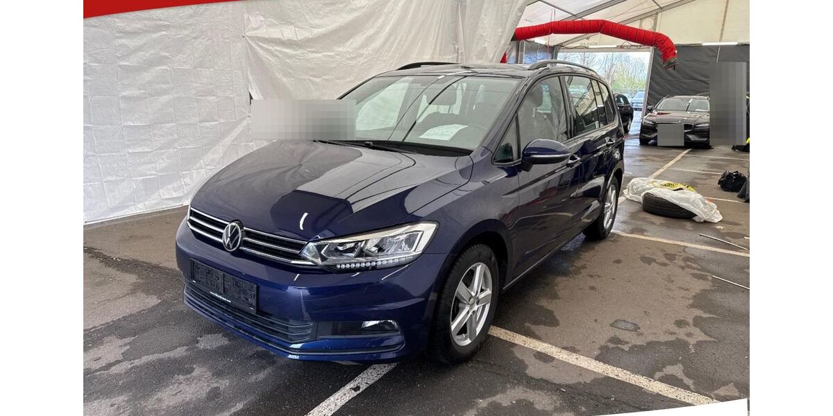VW Touran 52.000 km 22.950 &euro; Bebra 36179