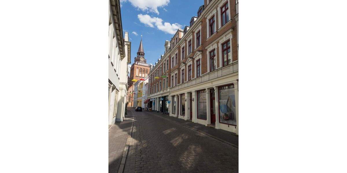 Top renovierte, moderne 2-Zi. Whg. Güstrow Zentrum | vollmöbliert | EBK | Parkplatz 2 zimmer