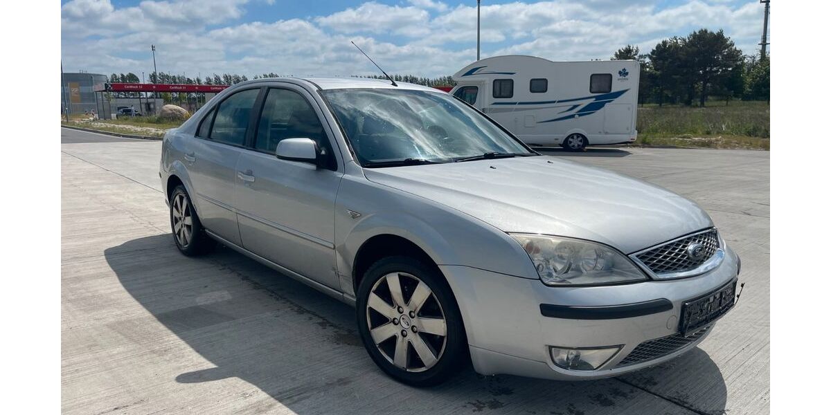 Ford Mondeo 230.236 km 700 &euro; Broderstorf 18184