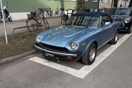 Fiat 124 Spider 125.000 km 14.500 &euro; München 80801