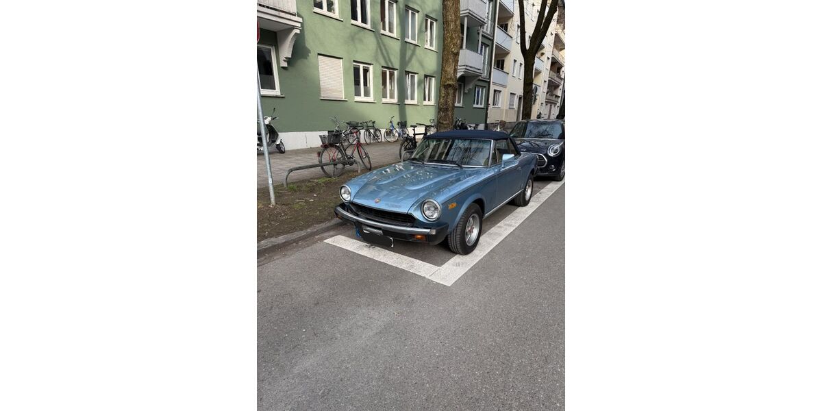 Fiat 124 Spider 125.000 km 14.500 &euro; München 80801