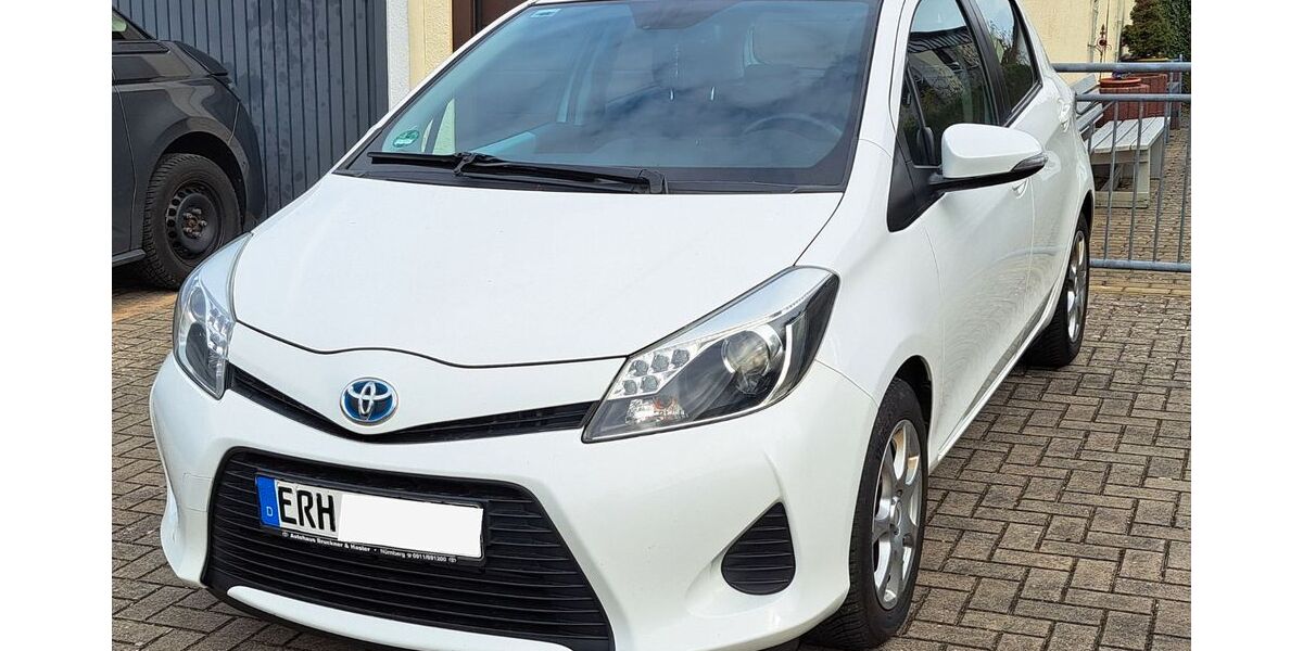 Toyota Yaris 176.500 km 7.350 &euro; Heroldsberg 90562