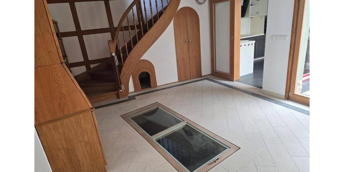 Reihenhaus Erfurt Daberstedt - 5 Zimmer, 146 m&sup2;, 1.990&euro; | Angebot:24661973