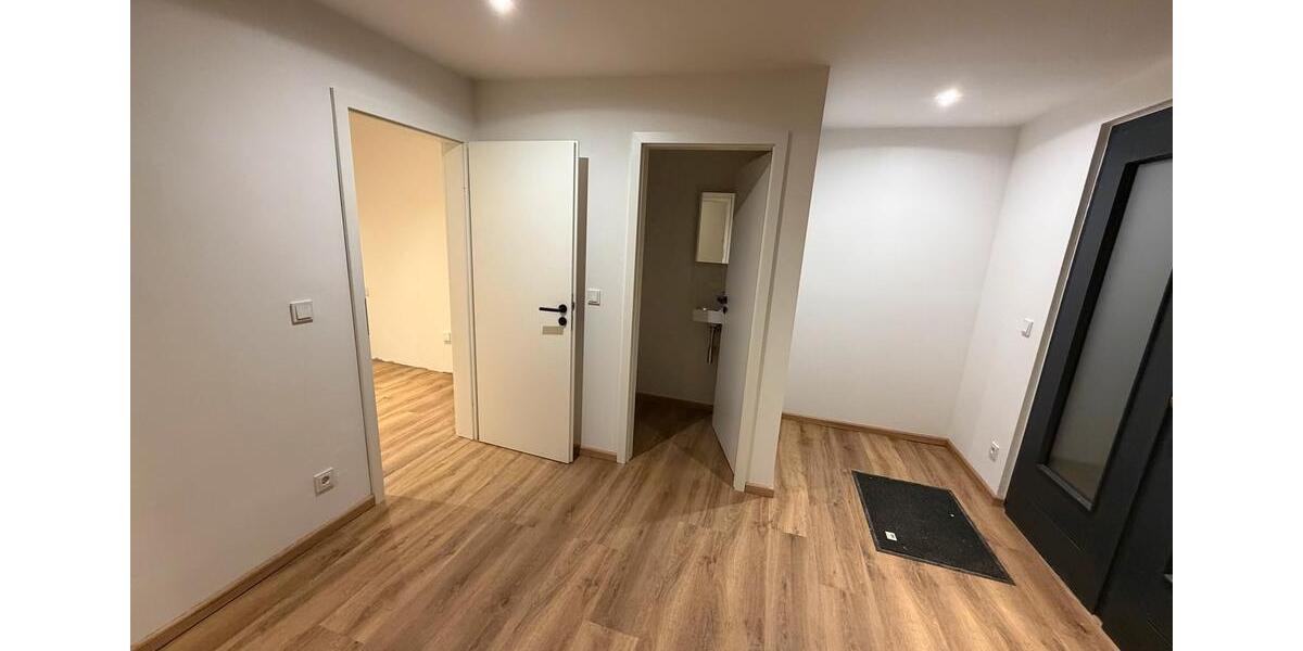 Schönes Haus frisch saniert - Erstbezug 4 zimmer