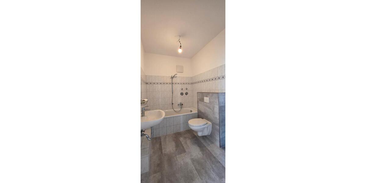 Etagenwohnung Görlitz - 3 Zimmer, 78 m&sup2;, 425&euro; | Angebot:26461407