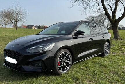 Ford Focus 76.000 km 27.890 &euro; Löhne 32584