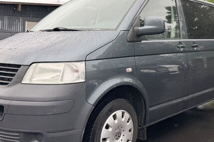 VW T5 Transporter 198.000 km 7.999 &euro; Frankfurt am Main 60486