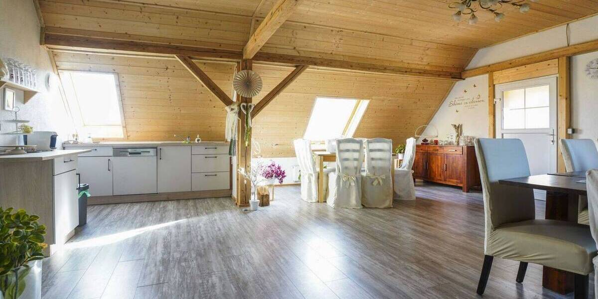 Einfamilienhaus Hohenaltheim Niederaltheim - 8 Zimmer, 192 m&sup2;, 295.000&euro; | Angebot:26424295