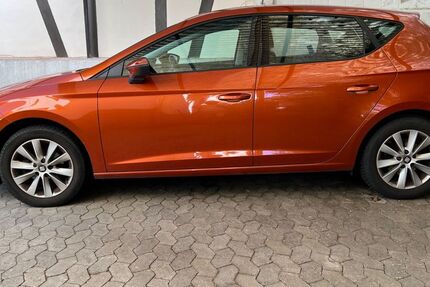 Seat Leon 58.200 km 12.300 € Remagen 53424