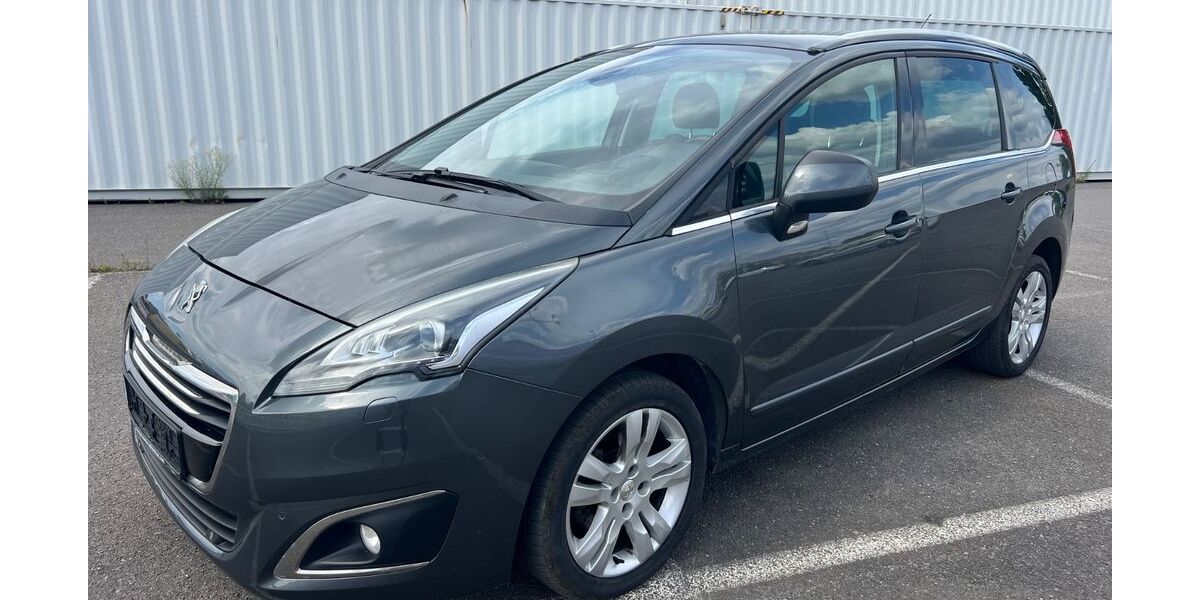 Peugeot 5008 232.000 km 4.950 &euro; Berlin 12057