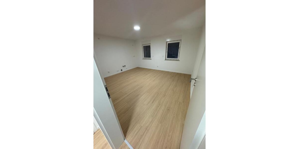 Etagenwohnung Marburg Marbach - 3 Zimmer, 90 m&sup2;, 1.150&euro; | Angebot:26342875
