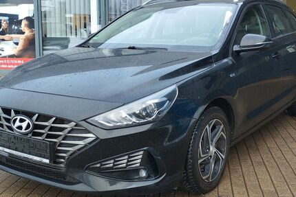 Hyundai i30 32.972 km 18.870 &euro; Beverungen 37688