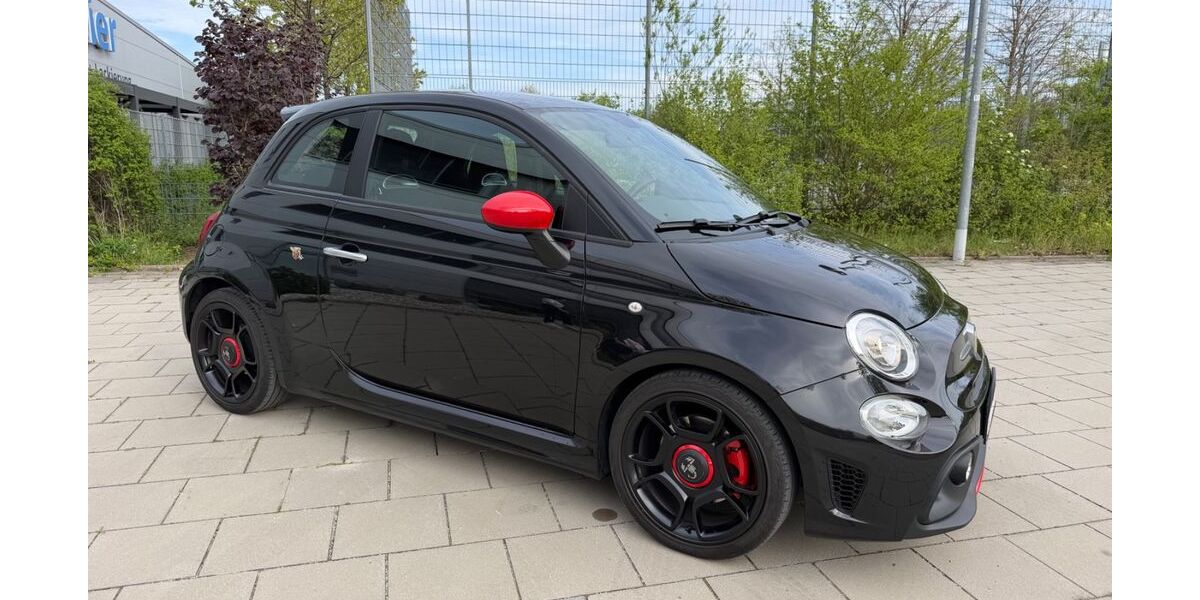 Fiat 500 67.000 km 14.999 &euro; München 81829