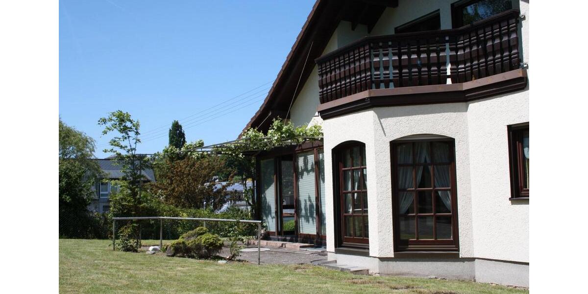 Einfamilienhaus Hachenburg - 6 Zimmer, 203 m&sup2;, 1.420&euro; | Angebot:26410432