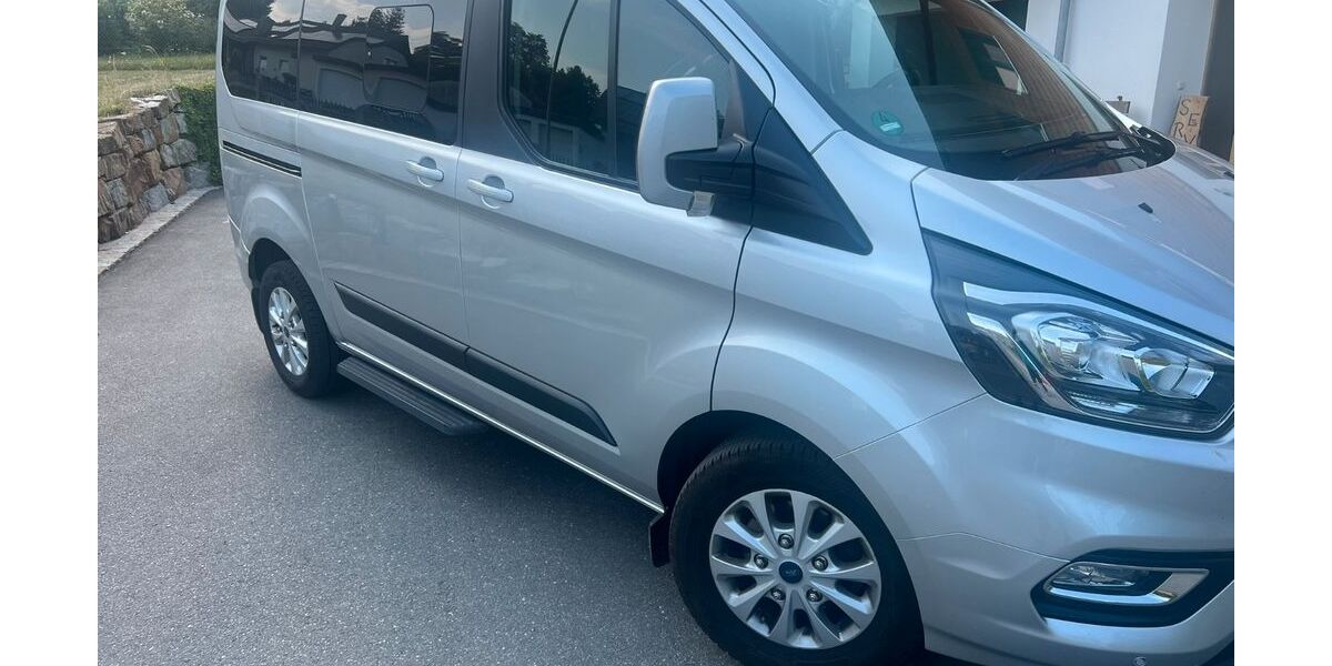 Ford Tourneo Custom 139.000 km 18.900 &euro; Waldmünchen 93449