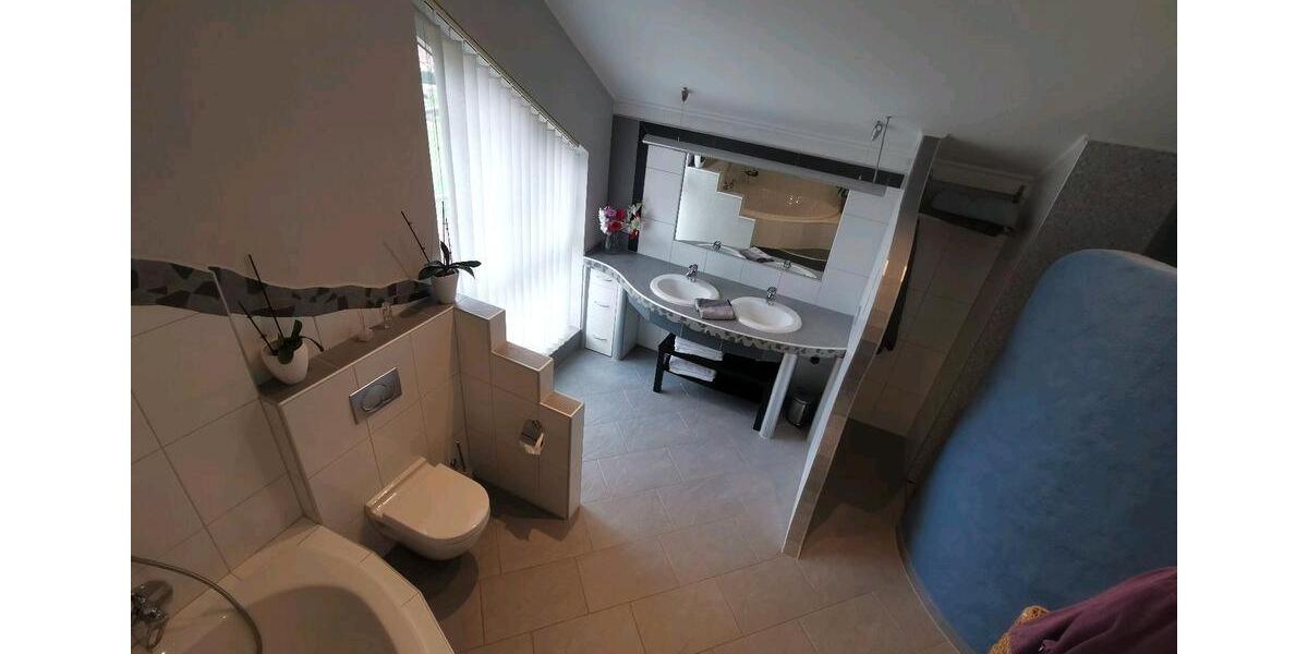 Einfamilienhaus Welschbillig - 7 Zimmer, 270 m&sup2;, 650.000&euro; | Angebot:26706252