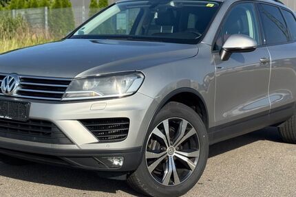 VW Touareg 272.000 km 14.490 € Oberferrieden/Burgthann 90559