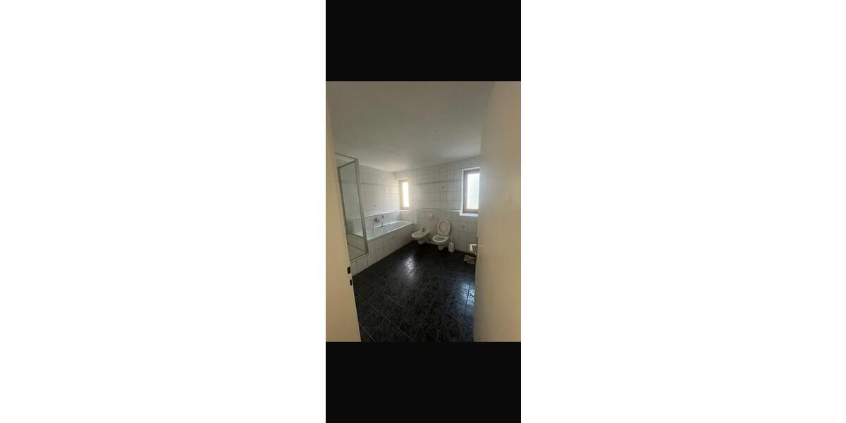 Einfamilienhaus Regensburg Galgenberg - 6 Zimmer, 200 m&sup2;, 2.150&euro; | Angebot:25948195