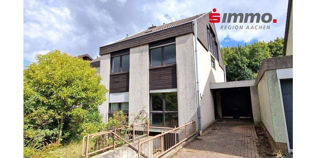 Großes, modernisierungsbedürftiges Einfamilienhaus mit 5 Schlafzimmern und drei Bädern in Richterich 7 zimmer