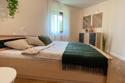 Wohnen auf Zeit Stollberg (Erzgebirge) - 3 Zimmer, 71 m&sup2;, 1.200&euro; | Angebot:25396122