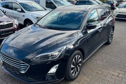 Ford Focus 190.000 km 4.950 &euro; Detmold 32758