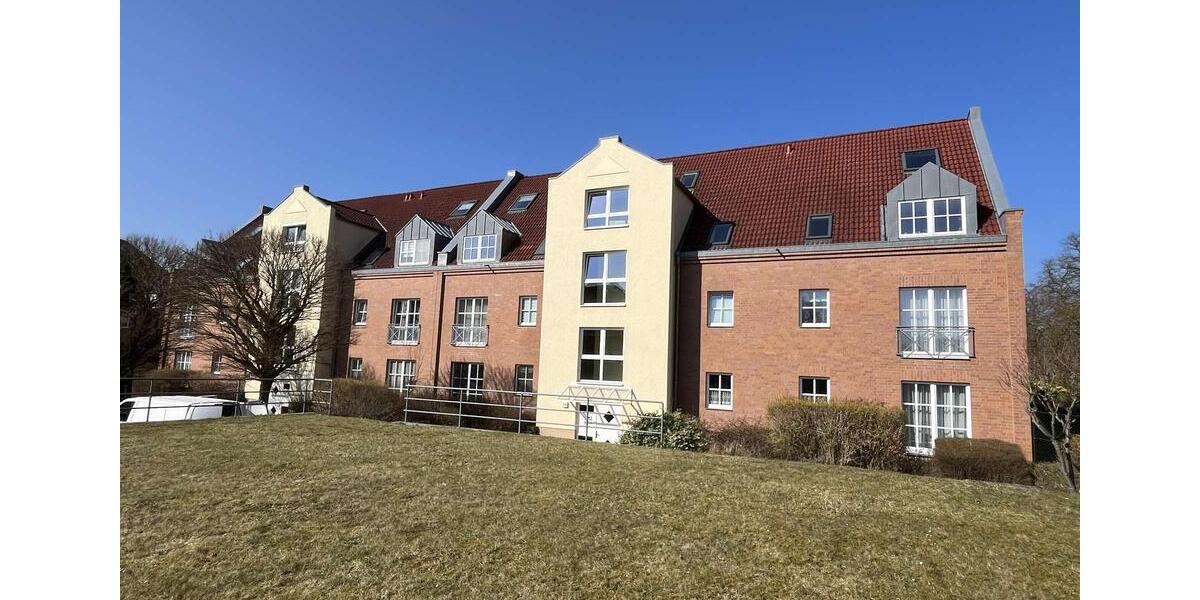 Dachgeschoßwohnung Pinnow - 2 Zimmer, 69 m&sup2;, 585&euro; | Angebot:25903725