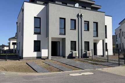 Haus Ludwigsfelde - 5 Zimmer, 177 m&sup2;, 740.000&euro; | Angebot:26445217