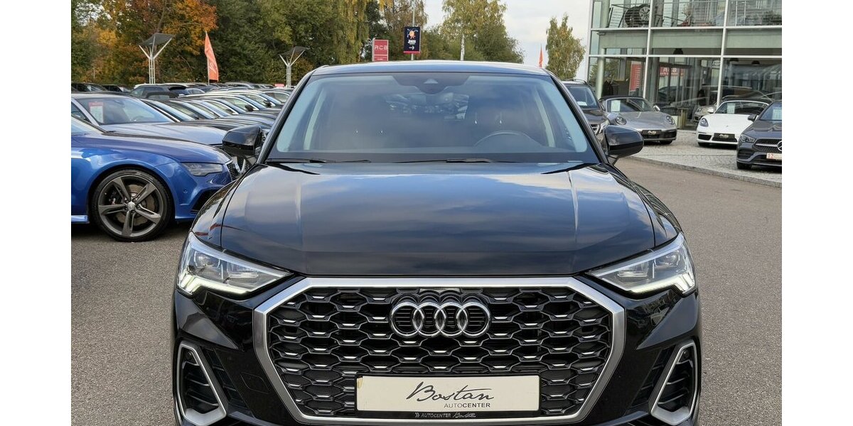 Audi Q3 35 TFSI S LINE/PANO/KAMERA/ACC/VIRTUALCOCKPIT 67.973 km 31.900 &euro; Villingen-Schwenningen 78054