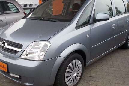 Opel Meriva 232.000 km 2.399 &euro; Lübeck 23556