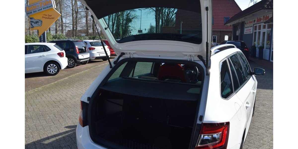 Skoda Fabia Combi Monte Carlo Panorama*Smart Link*GRA 57.790 km 14.980 &euro; Rastede 26160