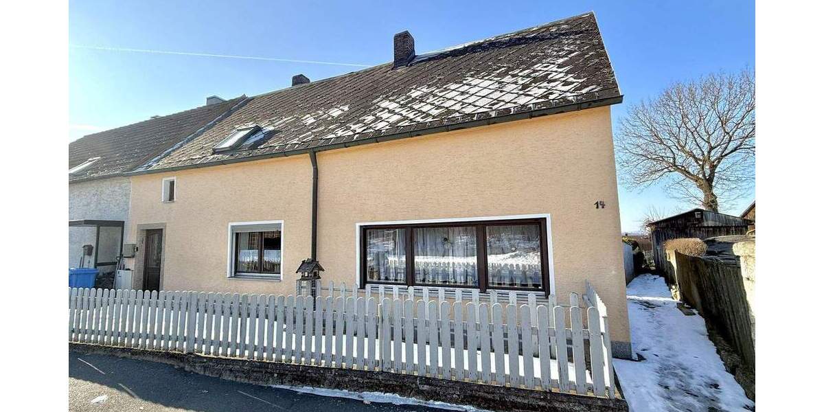 Doppelhaushälfte Püchersreuth Ilsenbach - 6 Zimmer, 131 m&sup2;, 65.000&euro; | Angebot:25375079