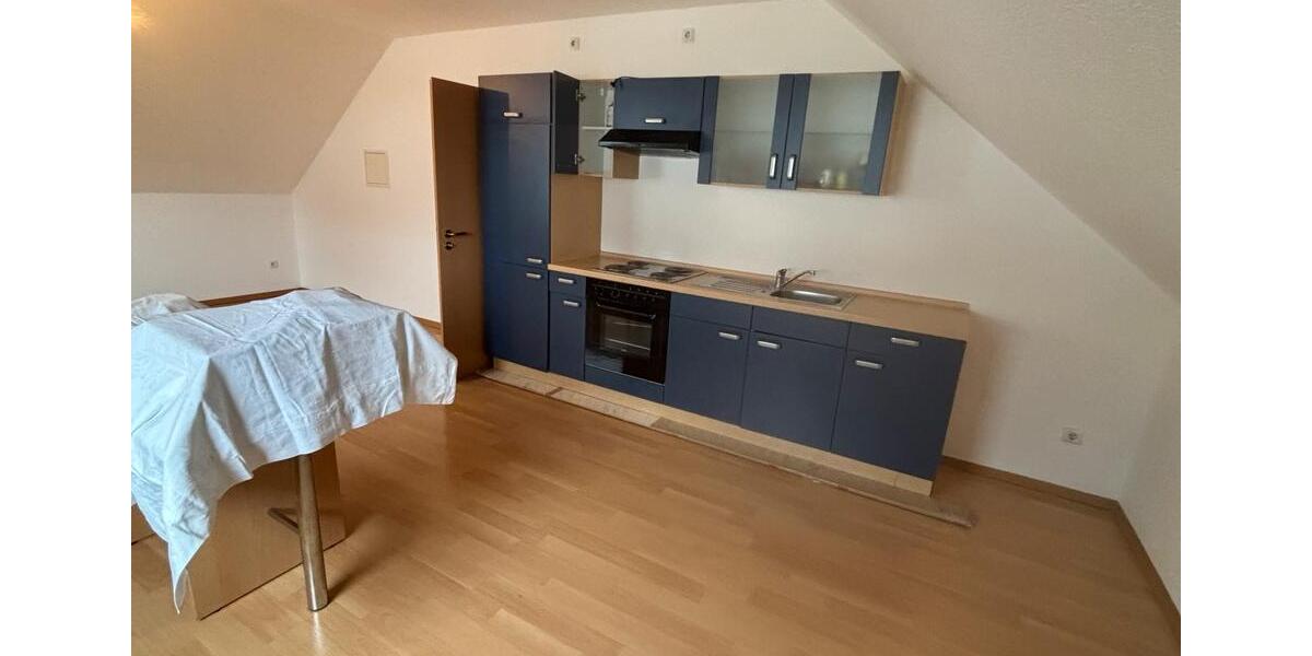 Einfamilienhaus Weimar (Lahn) - 5 Zimmer, 160 m&sup2;, 1.600&euro; | Angebot:25367732
