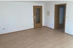 Erdgeschoßwohnung Wiesau Kornthan - 3 Zimmer, 73 m&sup2;, 475&euro; | Angebot:25960438