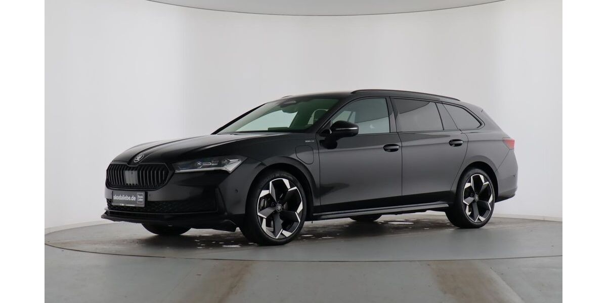 Skoda Superb 29.304 km 44.839 &euro; Halle (Saale) 06126