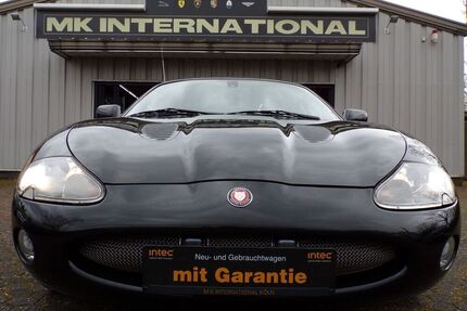 Jaguar XKR
