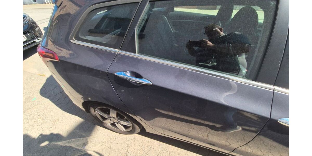 Hyundai i30 145.000 km 8.950 &euro; biblis 68647