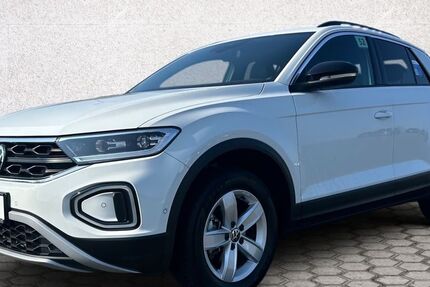 VW T-Roc 11.432 km 29.250 &euro; Zwickau 08064