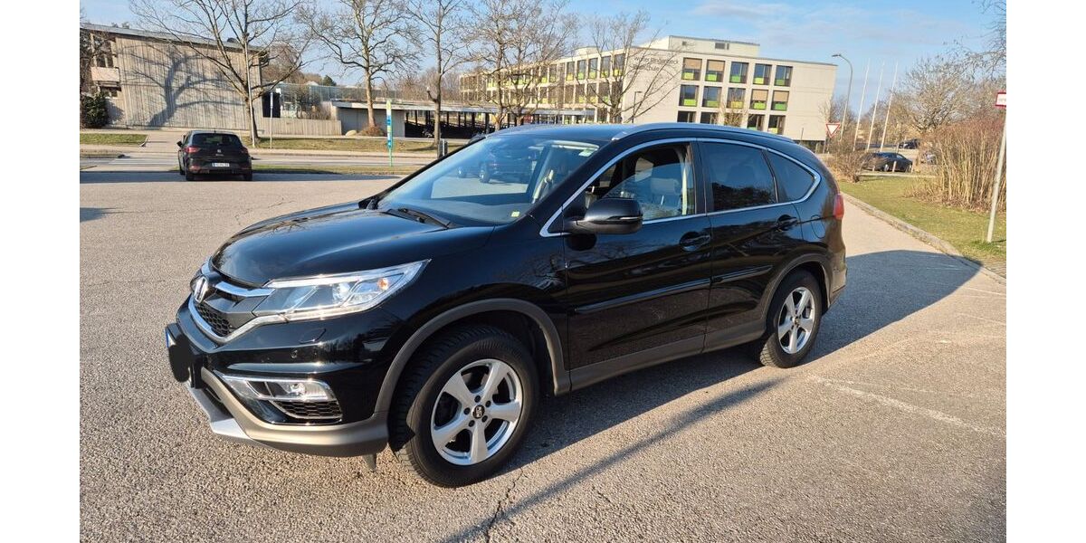 Honda CR-V 178.000 km 16.700 &euro; Taufkirchen 82024