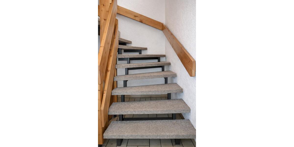 Einfamilienhaus Titisee-Neustadt Neustadt - 5 Zimmer, 160 m&sup2;, 400.000&euro; | Angebot:26239397