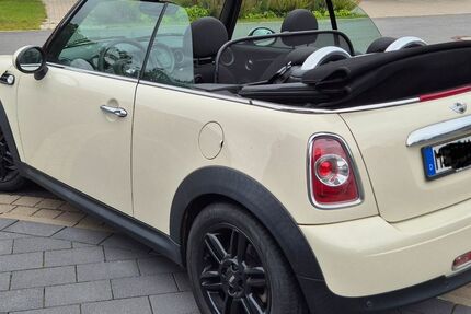 Mini One Cabrio 52.200 km 11.950 € Krumstedt 25727