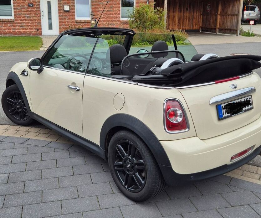 Mini One Cabrio 52.200 km 11.950 € Krumstedt 25727