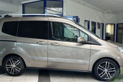 Ford Tourneo Courier 26.853 km 12.890 &euro; Bergen 18528