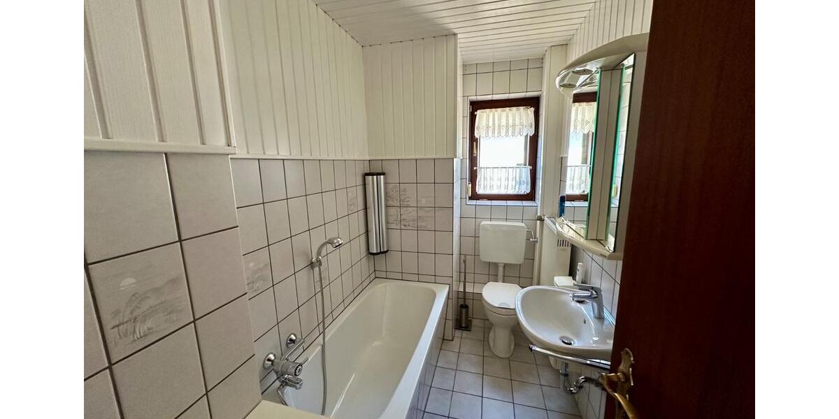 Einfamilienhaus Duderstadt - 7 Zimmer, 142 m&sup2;, 269.000&euro; | Angebot:26321106