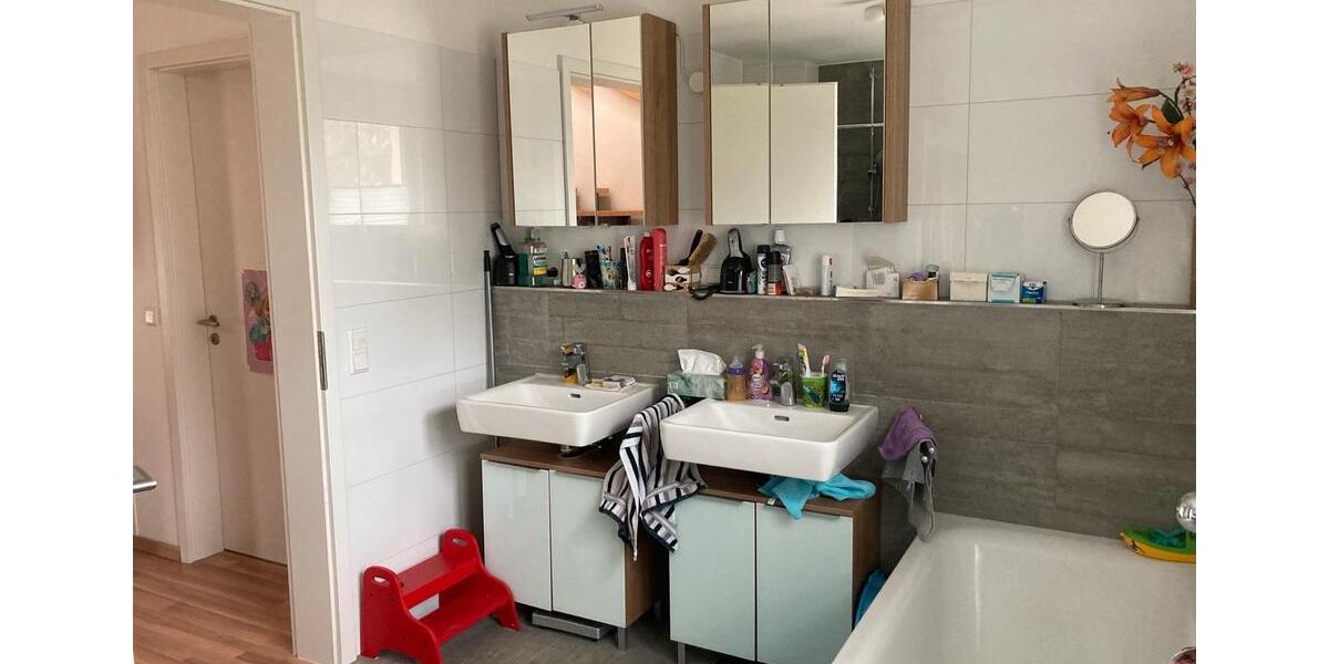 Dachgeschoßwohnung Kirchzarten - 1 Zimmer, 16 m&sup2;, 600&euro; | Angebot:25170900