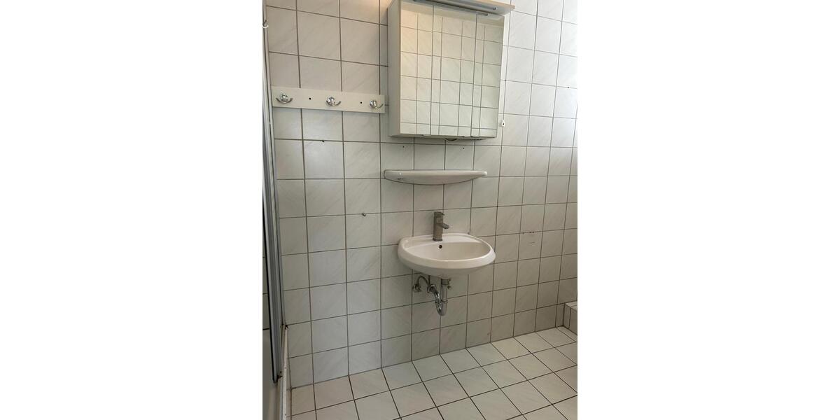 Etagenwohnung Erlenbach am Main - 1 Zimmer, 28 m&sup2;, 450&euro; | Angebot:26060931