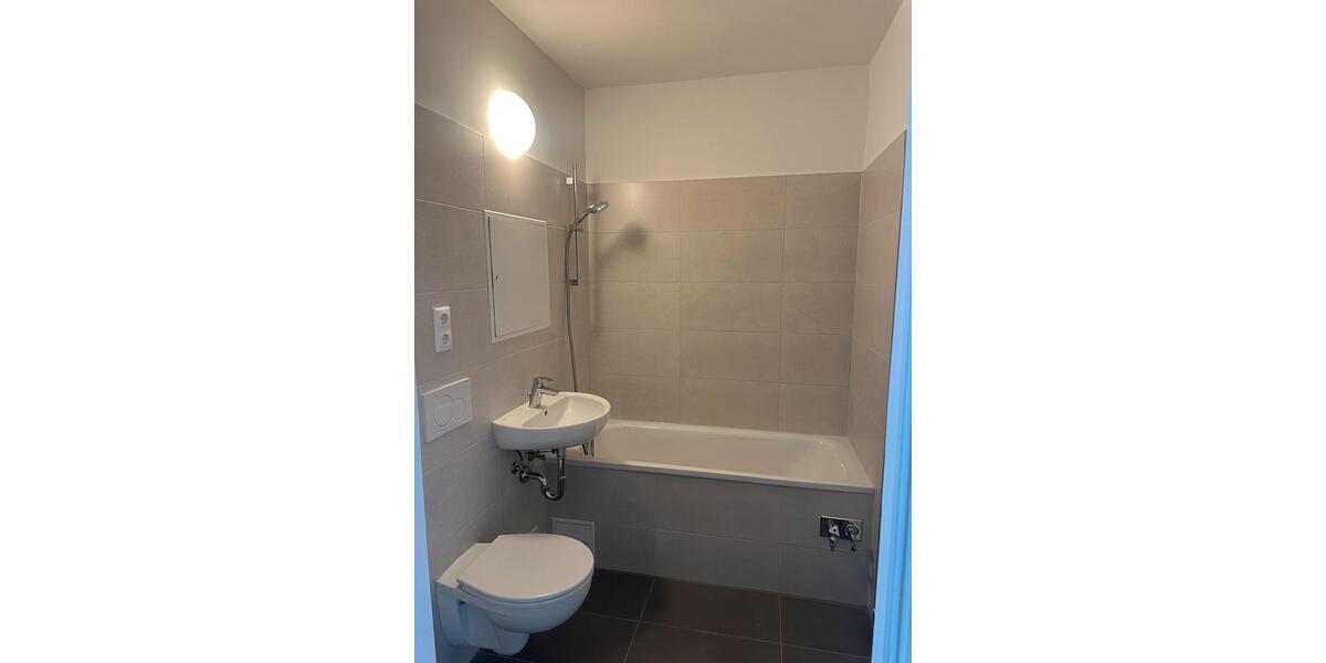 Etagenwohnung Jacobsdorf - 4 Zimmer, 66 m&sup2;, 390&euro; | Angebot:26346999