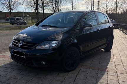 VW Golf Plus 183.600 km 3.100 &euro; Radbruch 21449