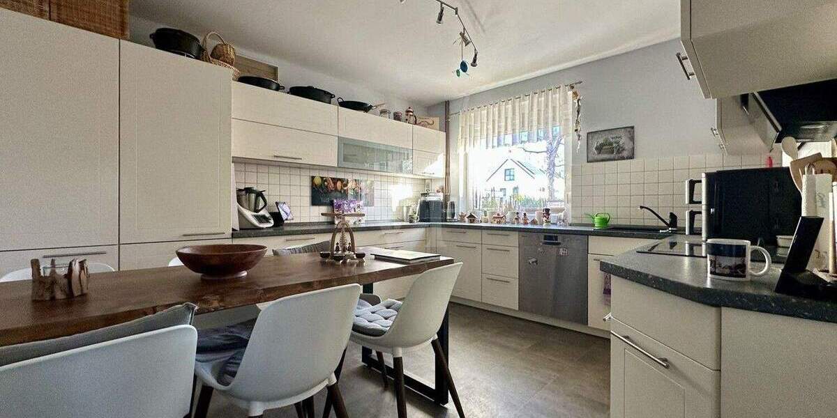 Reihenendhaus Heidenau - 6 Zimmer, 123 m&sup2;, 298.000&euro; | Angebot:24460470