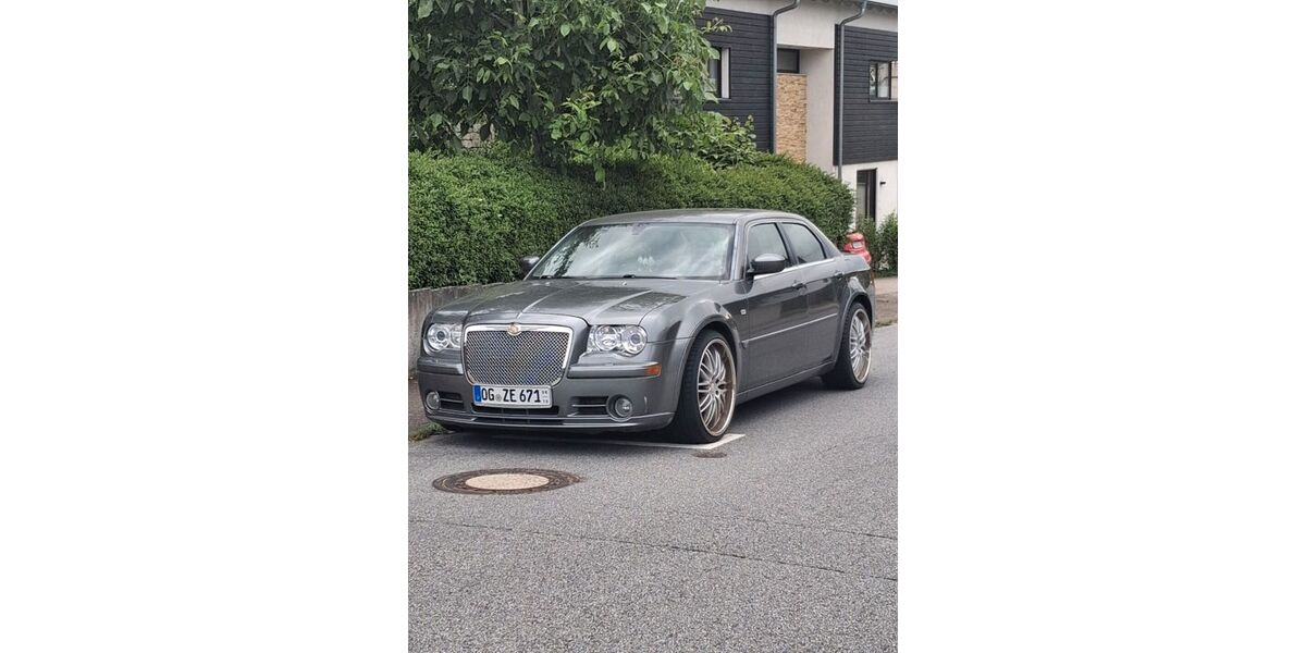 Chrysler 300C 70.000 km 15.999 &euro; Lauf 77886