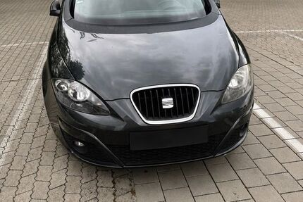 Seat Altea 152.000 km 3.099 &euro; Garching 85748